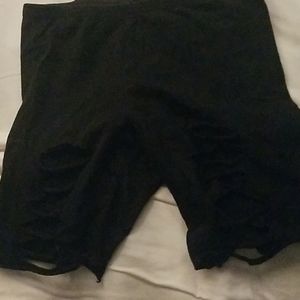 Shredded yoga shorts
